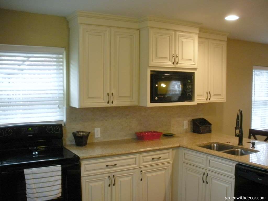 Picking Counters Quartz Versus Granite Green With Decor