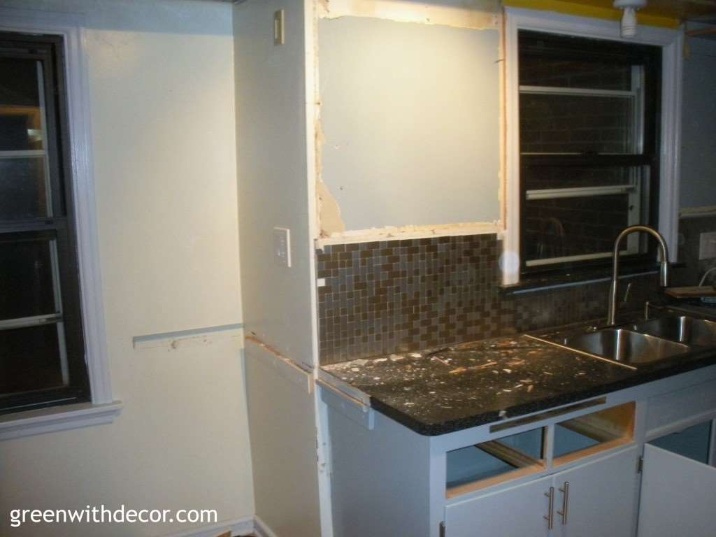 Green With Decor – Outdated kitchen renovation