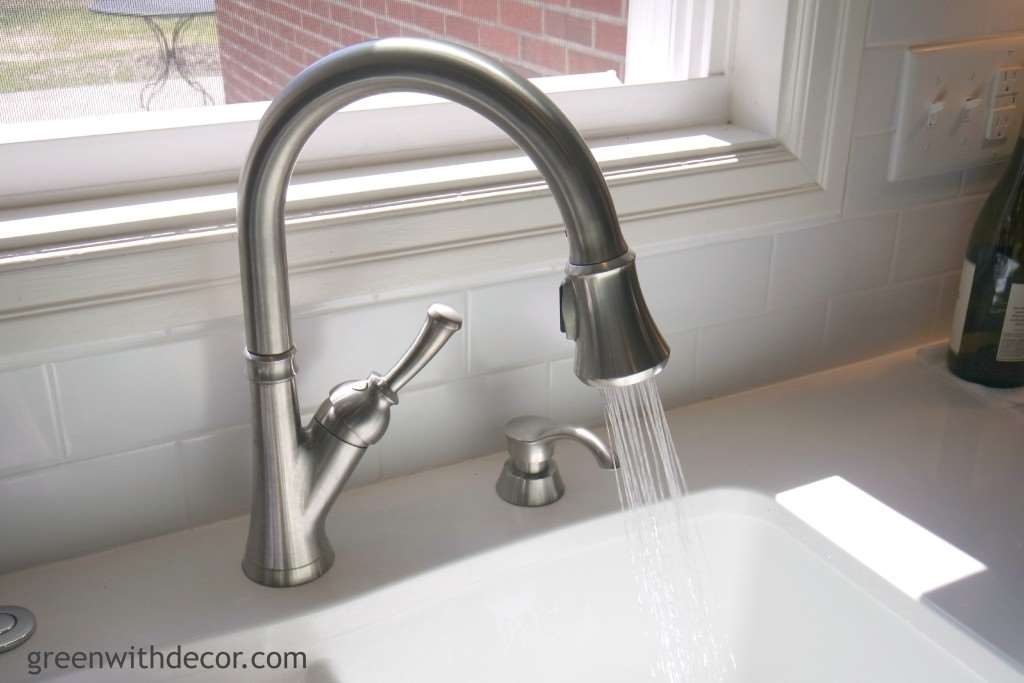 Tips for picking a kitchen faucet – great ideas! | Green With Decor