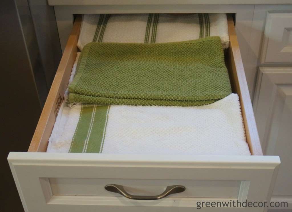 Organizing the kitchen drawers (even the junk drawer) – Green With