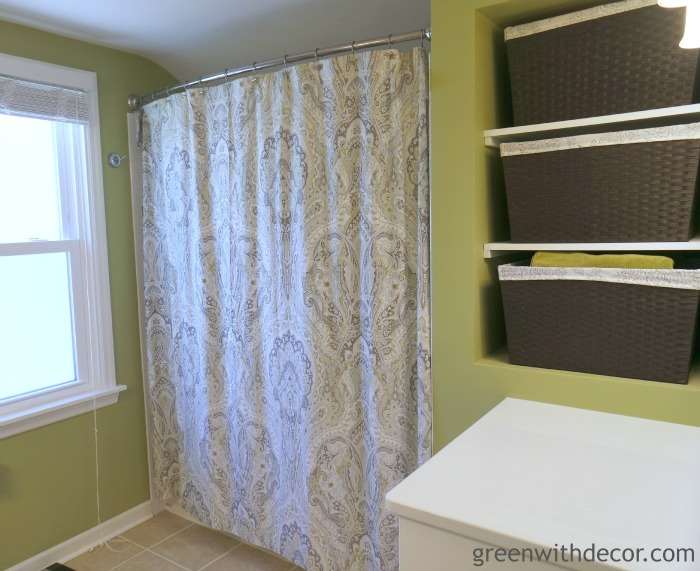 Renovated white and green bathroom reveal – so pretty! | Green With Decor