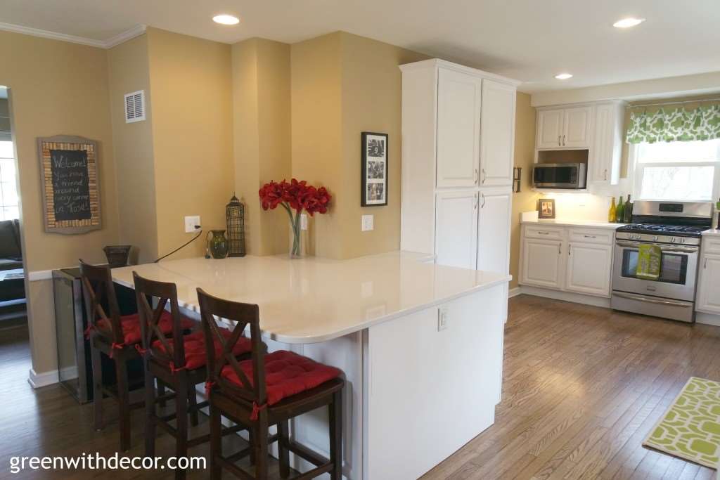 This blogger has done 2 kitchen renovations and is sharing her 5 must haves in a kitchen renovation! | Green With Decor