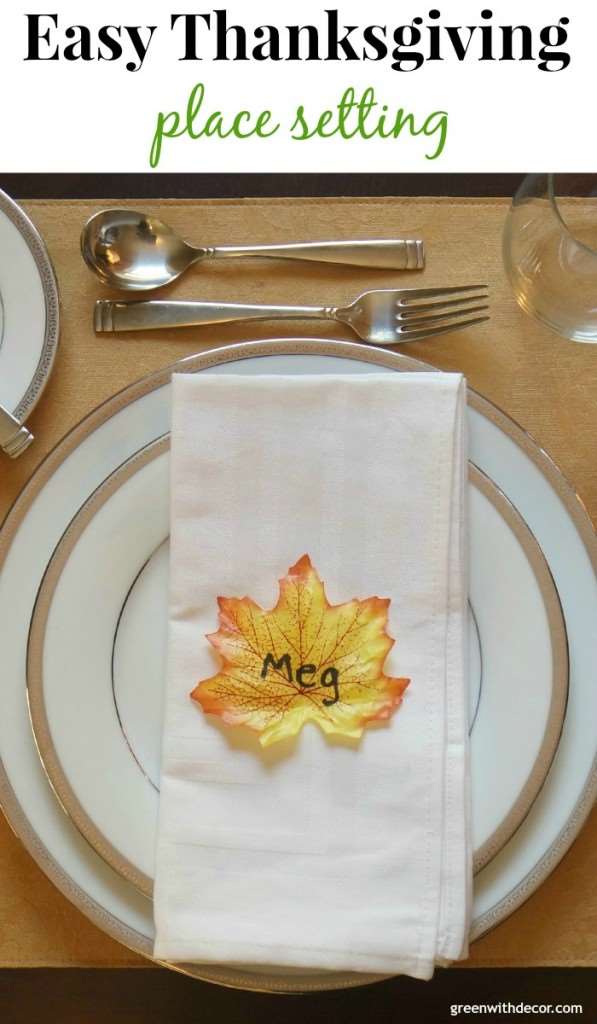 What a cute idea! An easy Thanksgiving place setting. Seriously, setting the table took longer than making these. | Green With Decor 