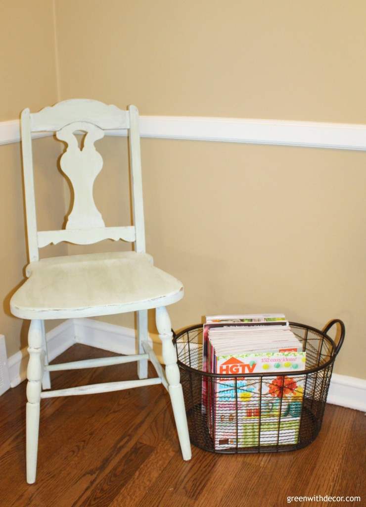 How to distress an old chair. This is such an easy tutorial, and I love the way she mixed paint colors to get this pretty color! | Green With Decor