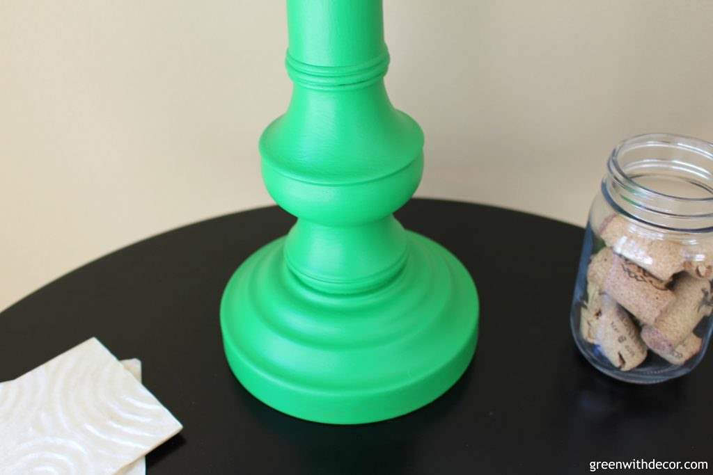  Easy tutorial to update an old lamp with paint and twine. This would be adorable in a kid’s bedroom or fun in a lake house! | Green With Decor