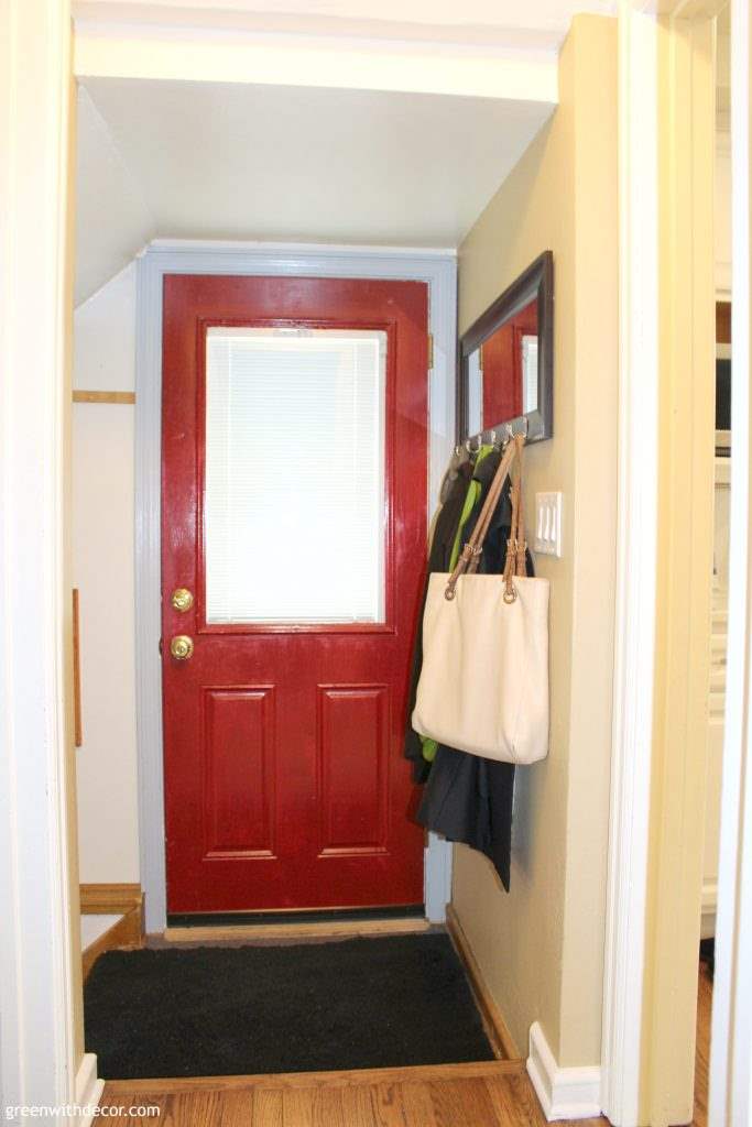 Good ideas for updating a dark, small landing, like paint the trim brighter! | Green With Decor