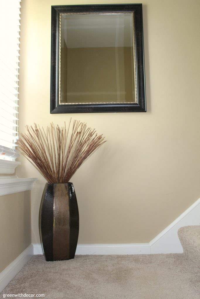 Good ideas for updating a dark, small landing, like paint the trim brighter! | Green With Decor