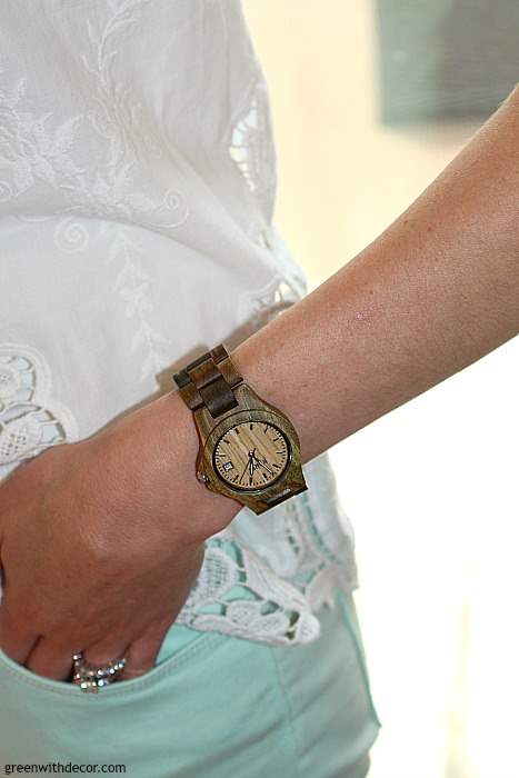 Wood watch with white shirt and mint green pants