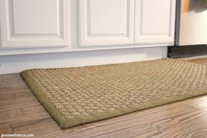 Wondering if you should get a jute rug? This blogger talks about all the reasons she loves having jute rugs at home!