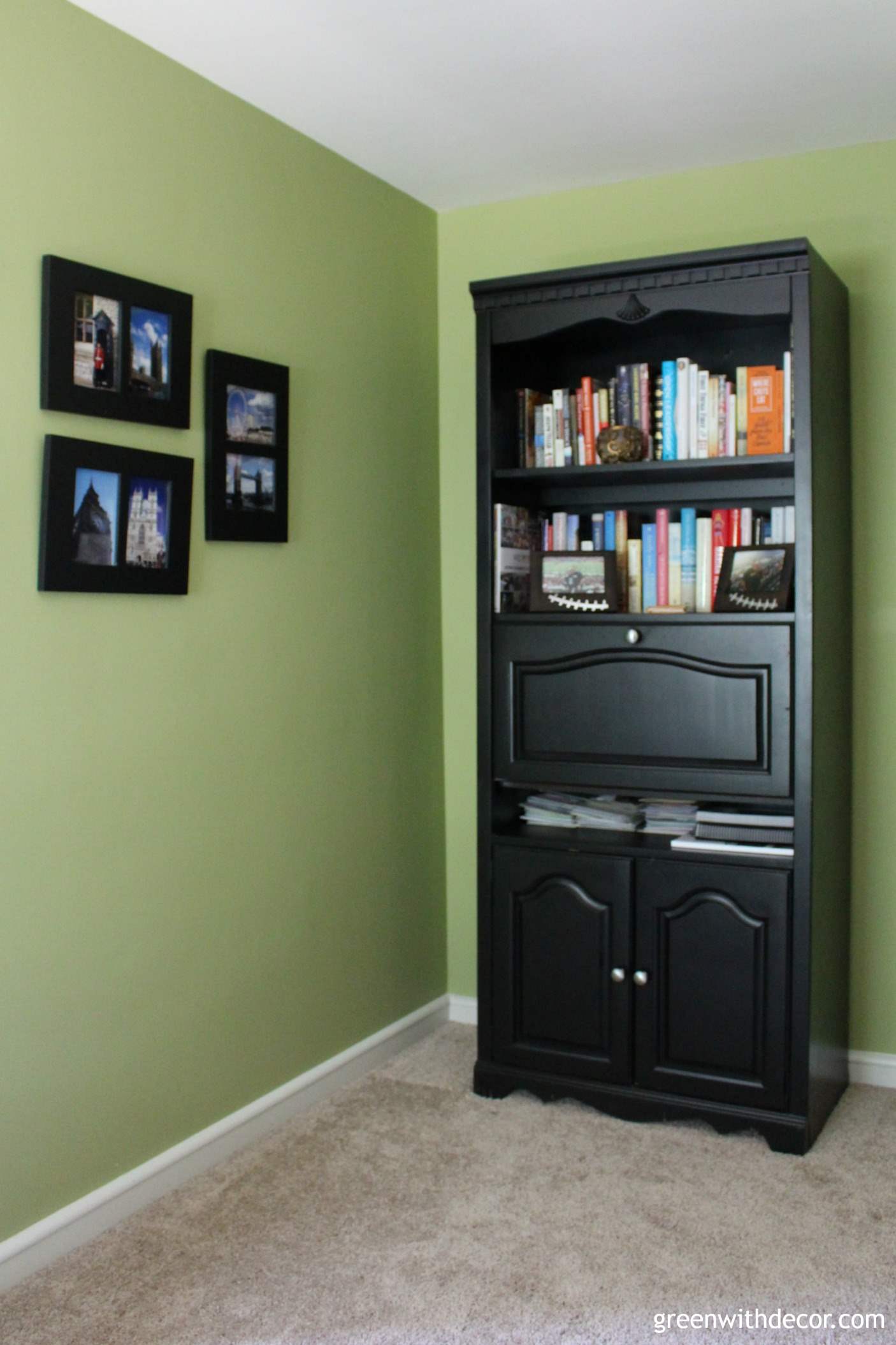 How to paint a bookshelf Spray or paint by hand? Green With Decor