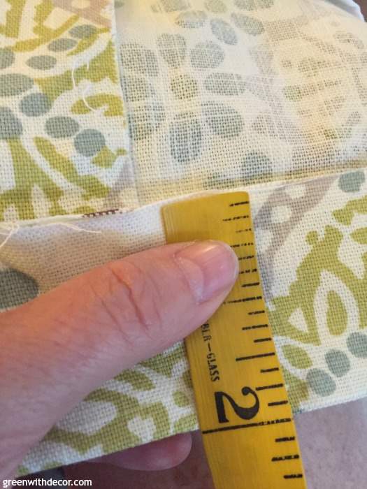 How to hem curtains. She breaks it down into such easy steps, even if you aren’t really into sewing, you can handle this! Rooms just look so much better when curtains are the right length, I’m glad I found this tutorial. 