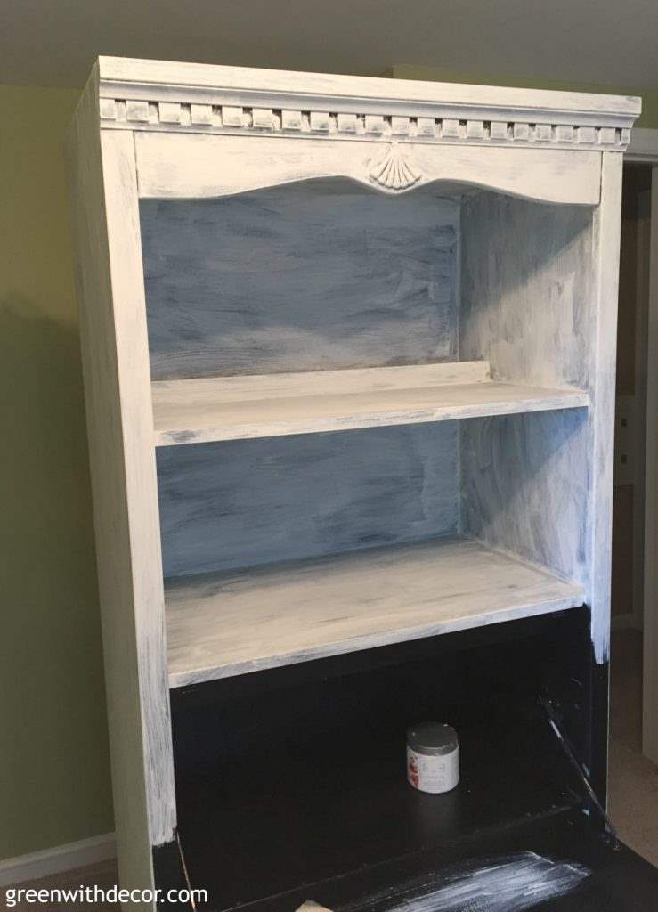 Bookshelf Spraypaint Makeover - Bower Power