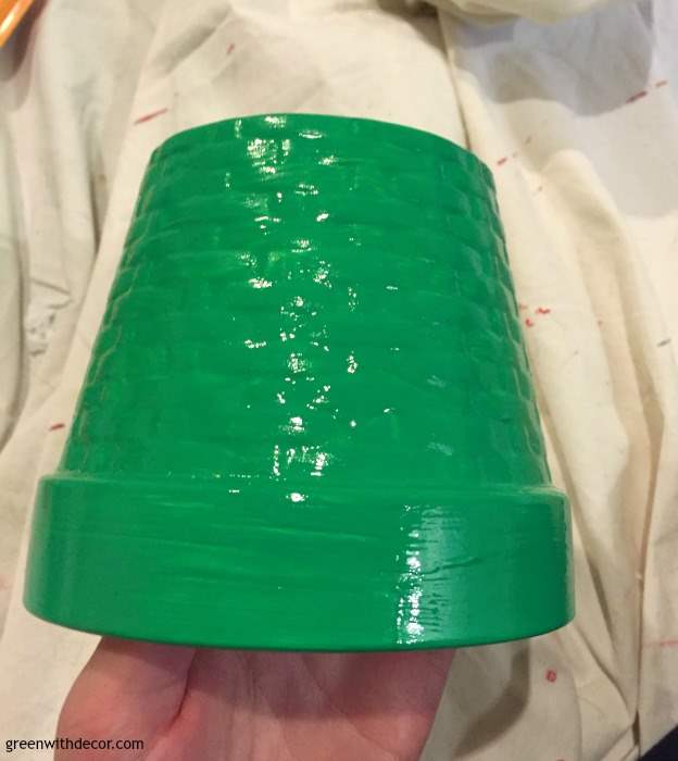 A St. Patrick’s Day DIY: Make a leprechaun hat with an old flower pot and some paint. A fun holiday craft.