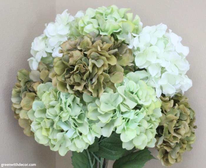 St. Patrick's Day Decor with Flowers