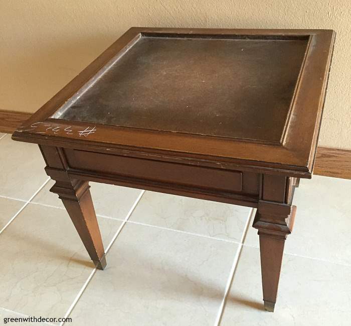 How to paint a table with a lot of trim detail, a detailed tutorial on using clay paint for a side table makeover. Love the pop of color!