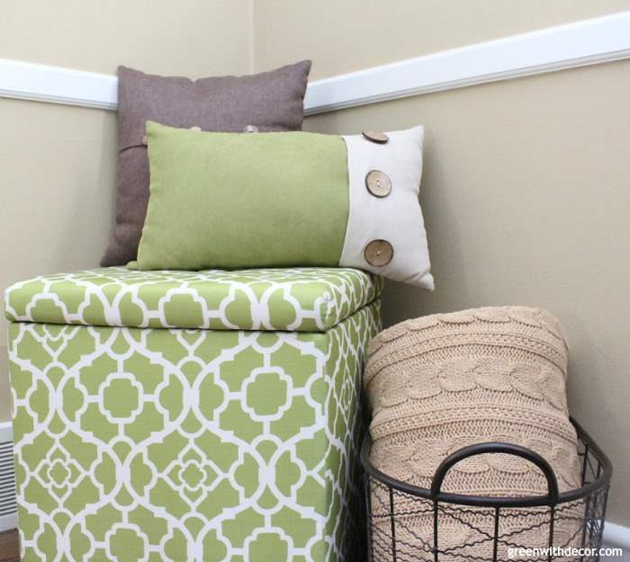 Such a pretty tan paint color - Sherwin Williams' Camelback! Love it with these green and brown pillows.