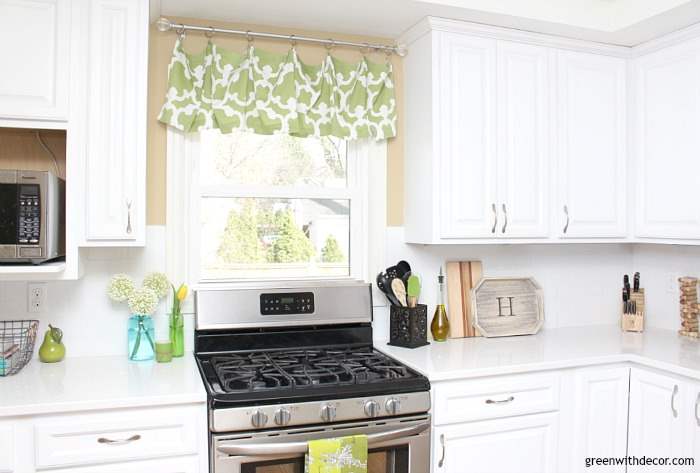 Gorgeous green, aqua and white kitchen - what to consider when designing a kitchen layout