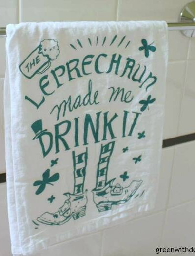 Great ideas if you want to throw a killer St. Patrick’s Day party! She thought of everything!