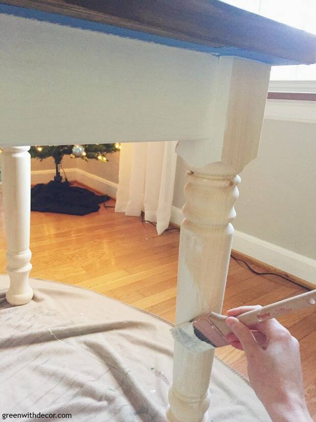 How To Paint Table Legs Green With Decor, How Do You Paint Table Legs