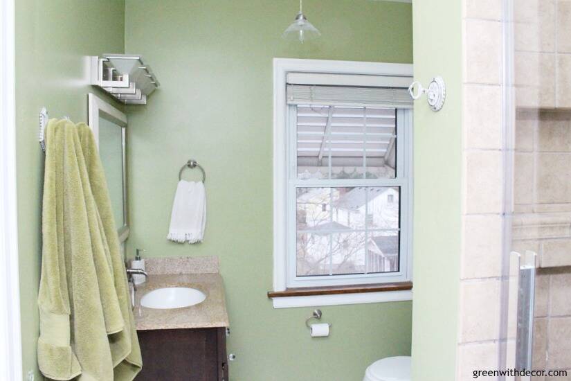 Ready to renovate an old bathroom? THis green