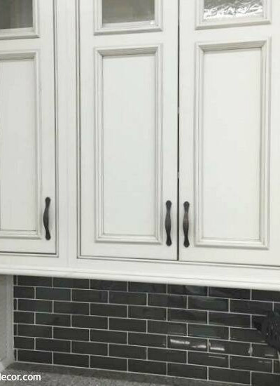 There is a lot to consider when picking kitchen cabinets. This blogger has some great things to think about!