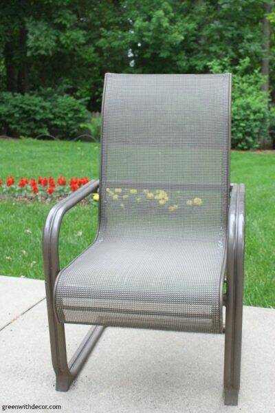 An easy way to repair outdoor furniture scratches – chair after a coat of paint