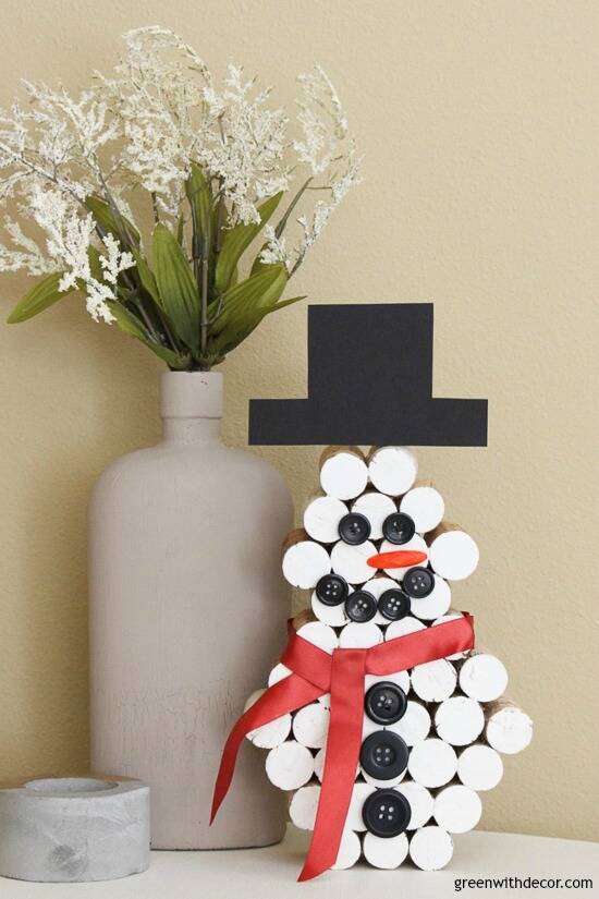 14 easy DIY wine cork projects - Green With Deocr