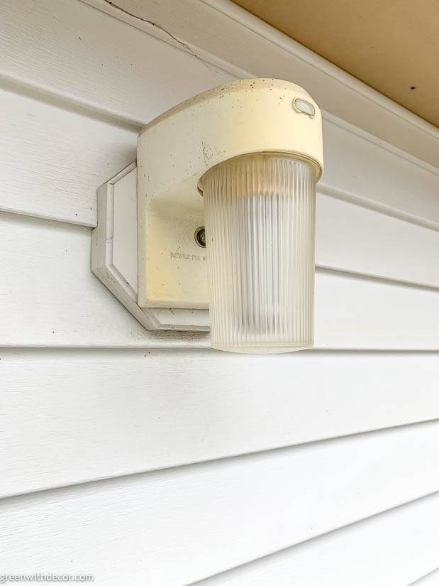 Outdated outdoor light