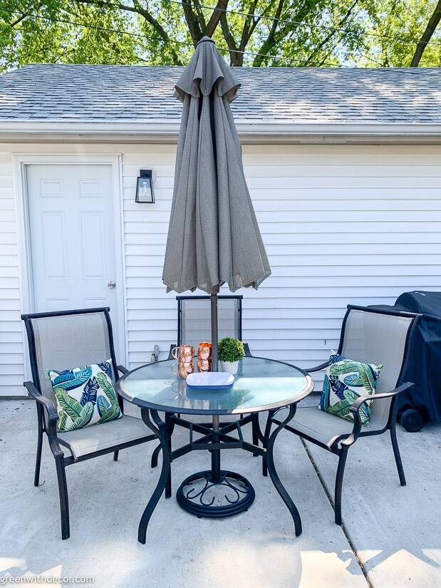 A Fix For Rusted Outdoor Furniture, How To Clean Oxidized Metal Patio Furniture
