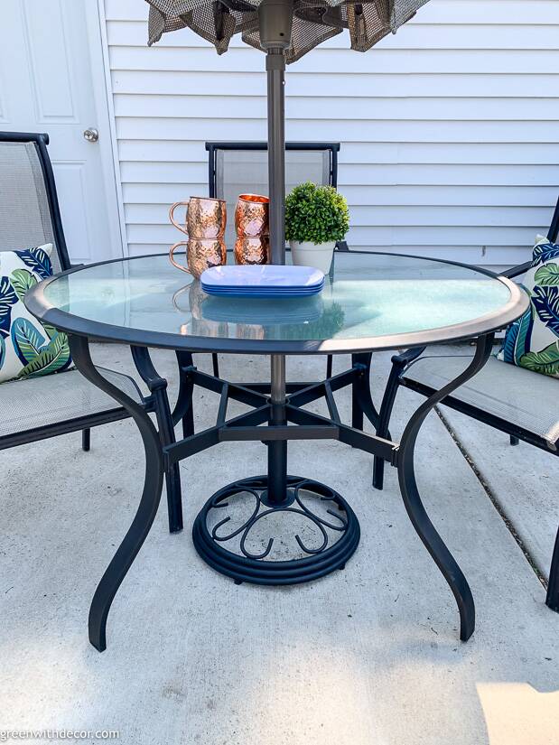 A Fix For Rusted Outdoor Furniture, How To Replace Broken Glass On Patio Table