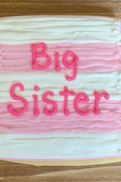 Gender reveal / big sister cookies